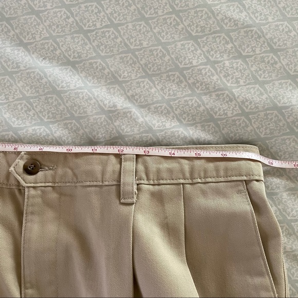 ‼️Sold‼️Dockers Beige Khakis Pants - Picture 9 of 15